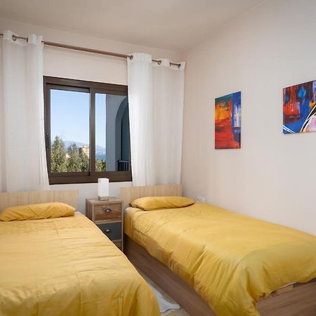 Beach Apartment Marina Duquesa Манилва Экстерьер фото