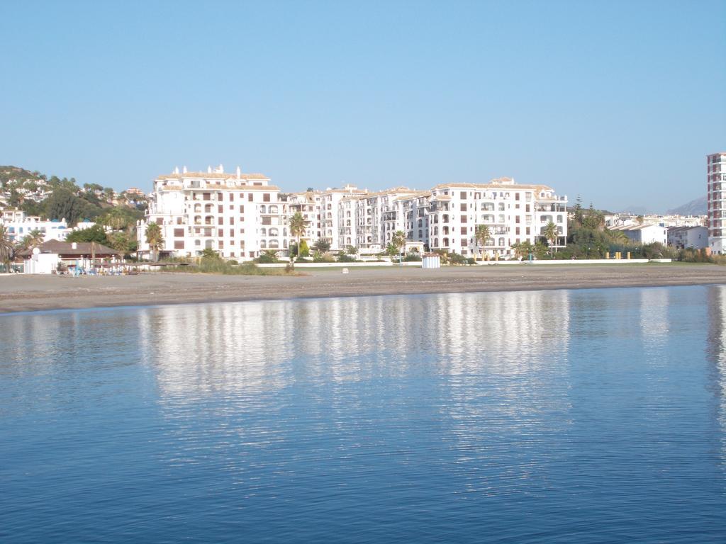 Beach Apartment Marina Duquesa Манилва Экстерьер фото