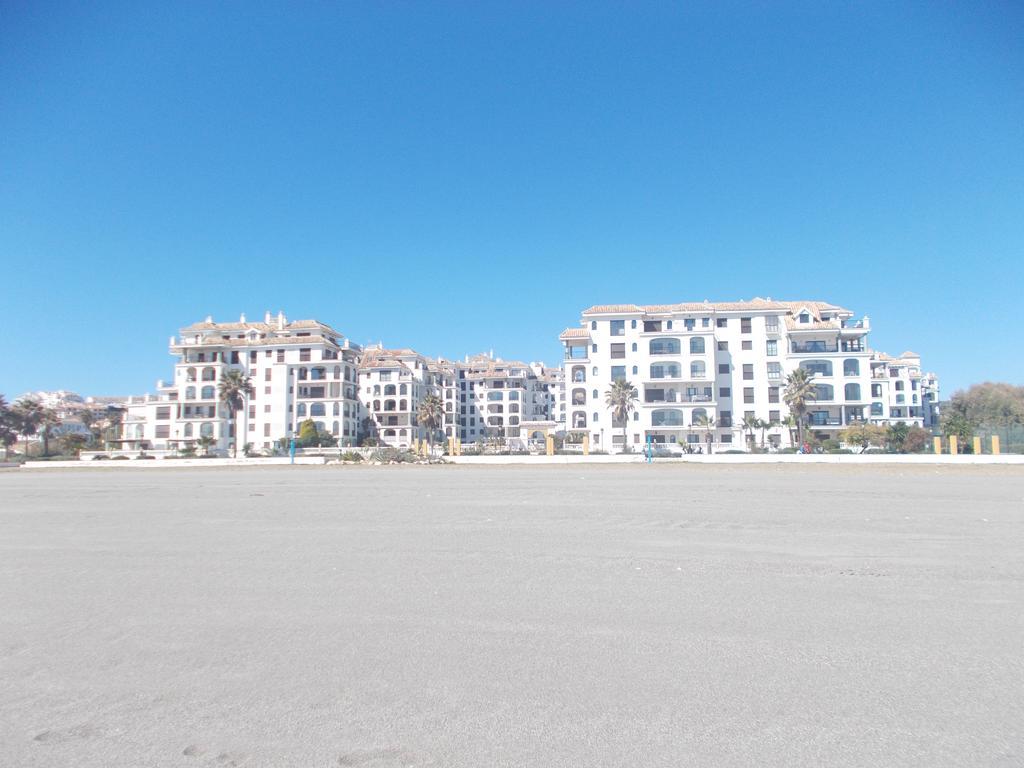 Beach Apartment Marina Duquesa Манилва Экстерьер фото