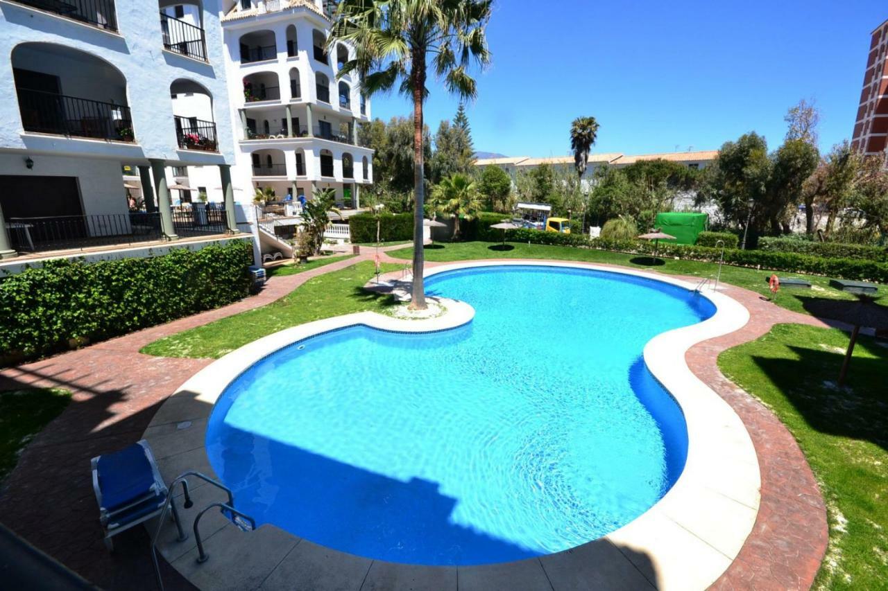 Beach Apartment Marina Duquesa Манилва Экстерьер фото